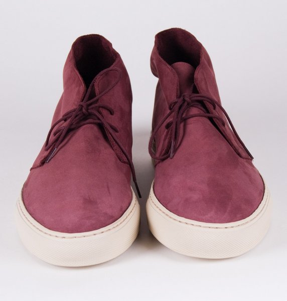 common-projects-chukka-nubuck-plum-red-3_1.jpg