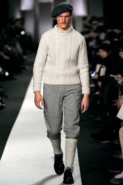 n.hoolywood sweater.jpg