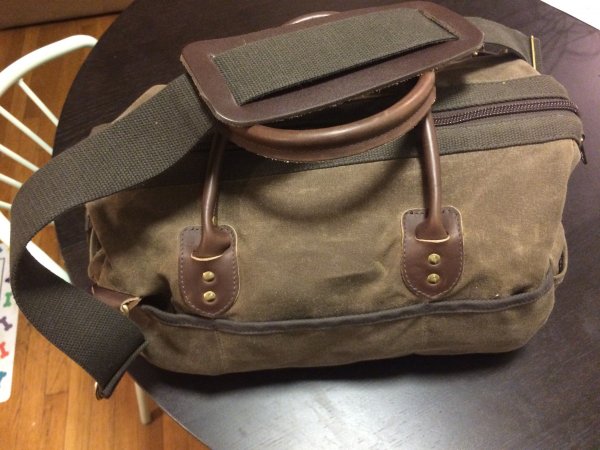 Frost River Gladstone Bag