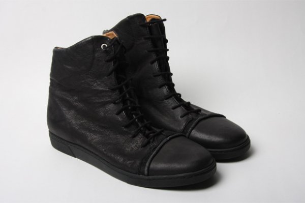 silent-2010-ss-leather-sneakers.jpg