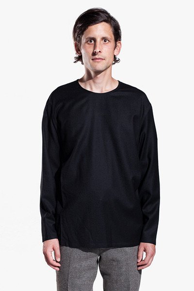 neighbour_christophelemaire_longteeshirt_blackwool.jpeg