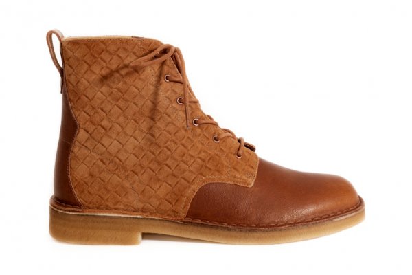 velour-clarks-originals-2012-fallwinter-desert-mali-boots-01.jpg