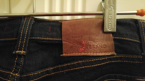 jbrand-jeans-indigo-05.jpg