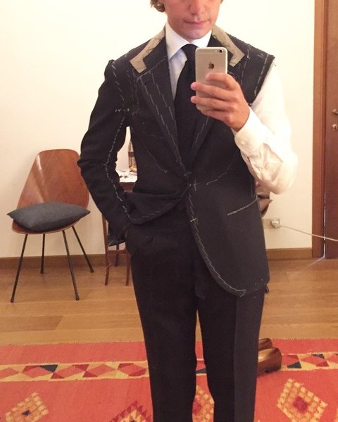 Suit.jpg