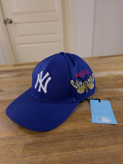 GUCCI x NY Yankees patch blue bee cotton baseball cap - One Size - NWT