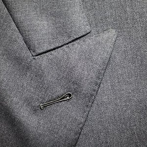 Scabal.MilaneseButtonhole.MIHKI.JPG