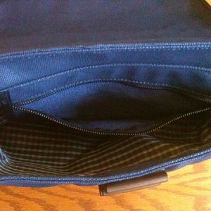 Bag internal pocket and compartment