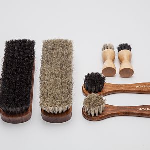 A picture of our standard line of horsehair brushes and daubers. All made in Germany.