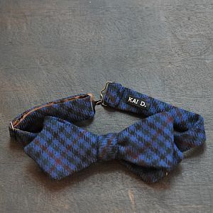 hand made English Tweed bowtie by Kai D.  Made in New York