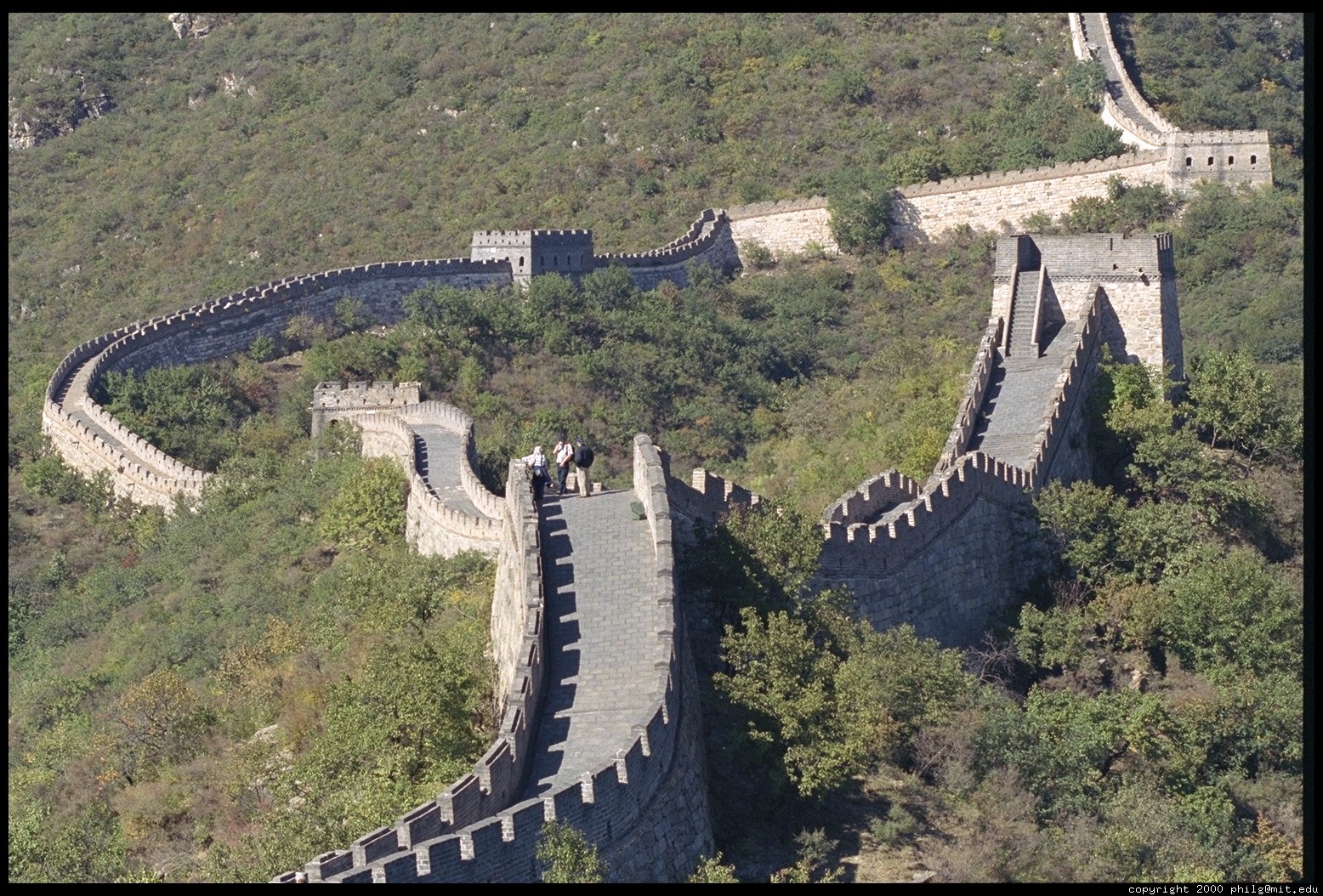 Строительство великой китайской стены 5 класс впр. Великая китайская стена Цинь. Цинь Шихуанди стена. Великая китайская стена при Цинь Шихуанди. Протяженность Великой китайской стены.